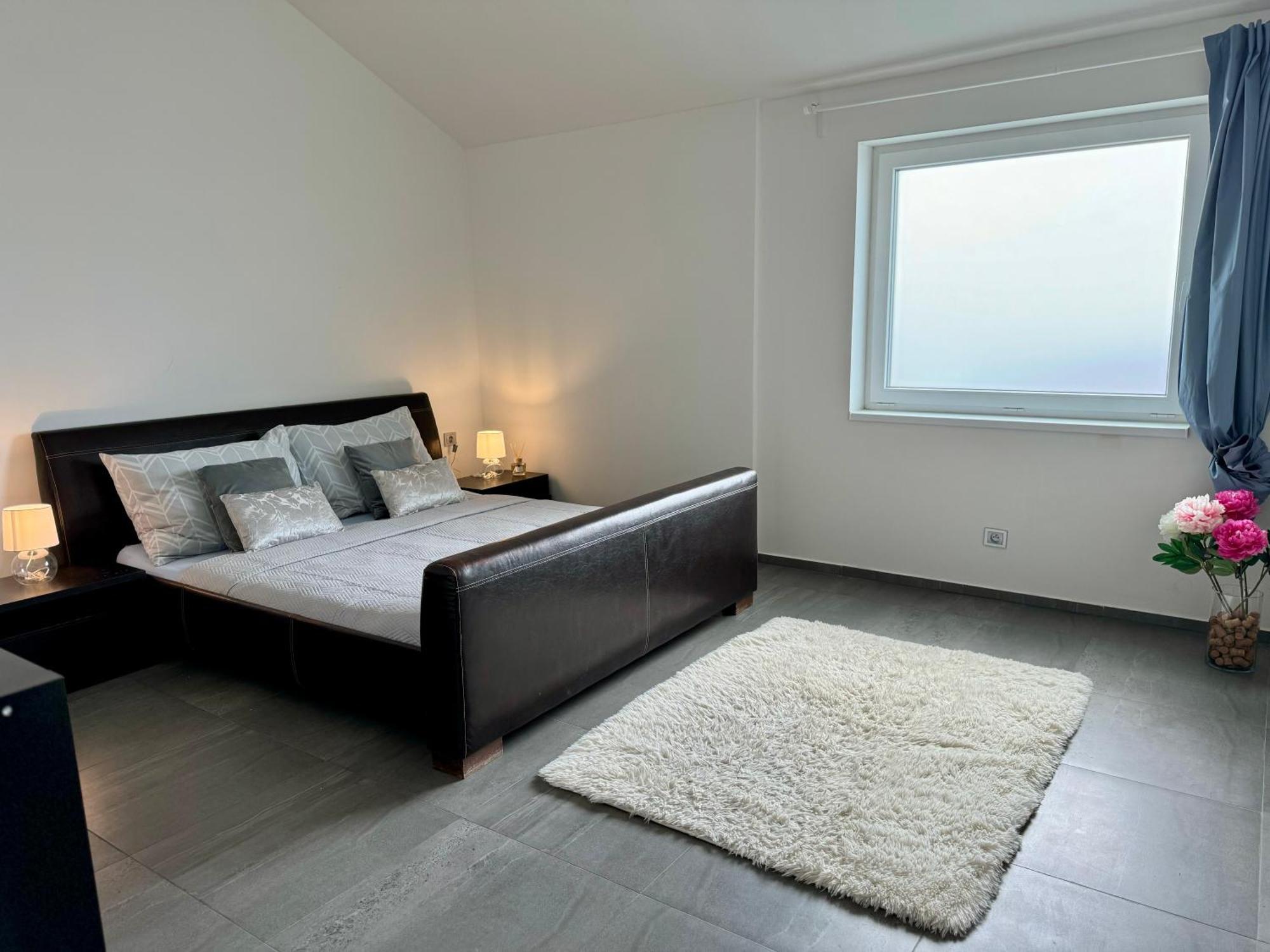 Byt Apartman 2Rooms 76M2 All New Πράγα Εξωτερικό φωτογραφία